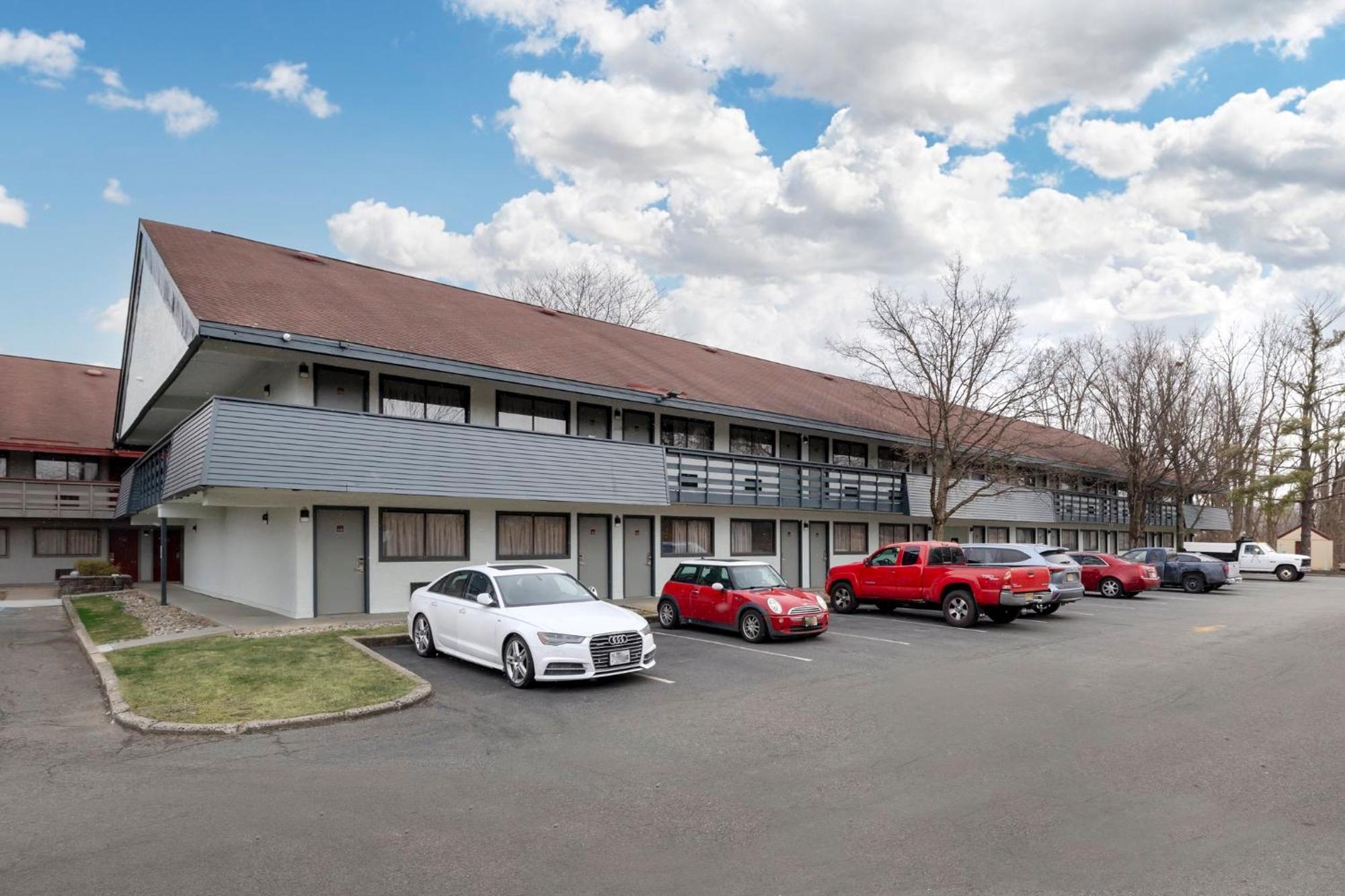 Red Roof Inn Parsippany Eksteriør billede